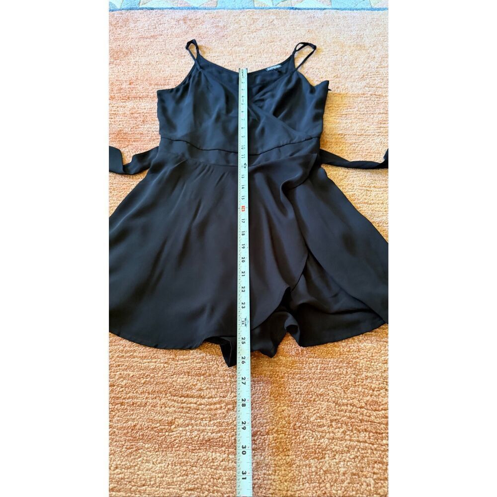 Express Black Wrap Romper Skort Adjustable Straps Size 6 - Picture 5 of 13